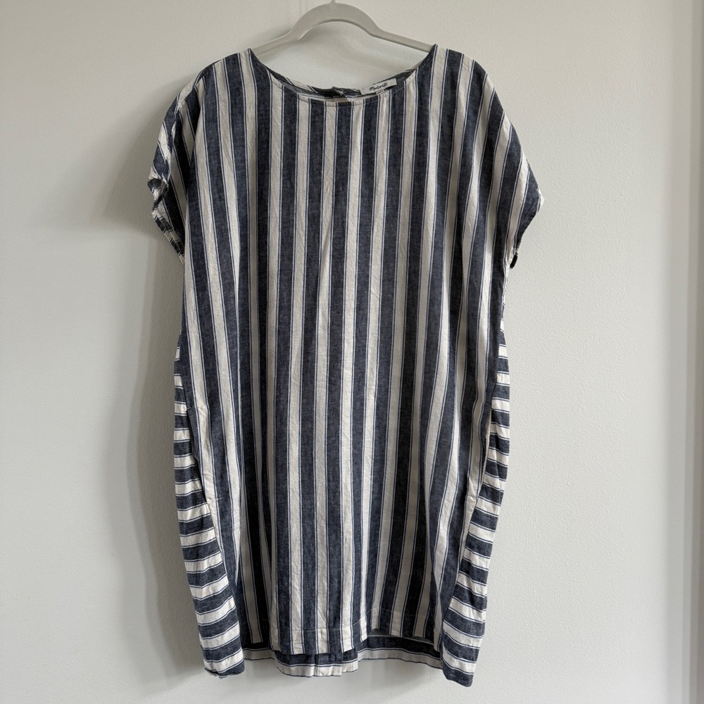Madewell Linen Cotton Stripe Play Button Back Pocket Dress In Transatlantic Blue